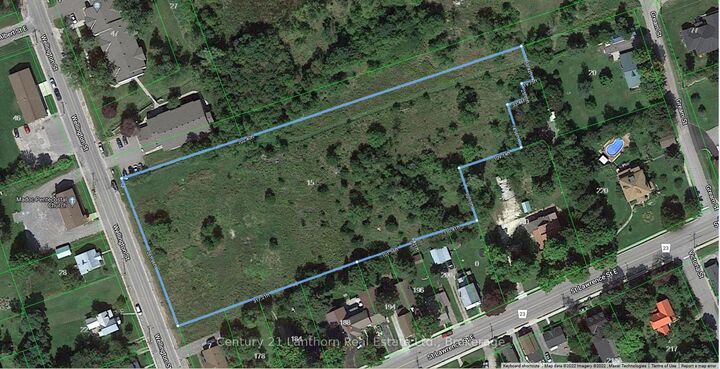 15 Wellington Street N — photo 1