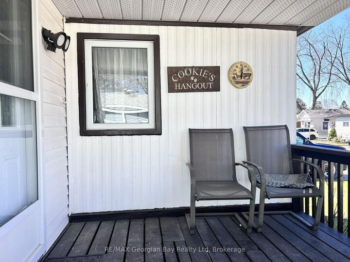 Property Photo:  3 Northland Road  ON L4R 0B9 