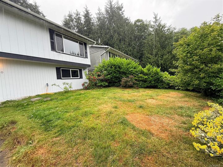 Property Photo: 7810 Daphne St BC V0N 2P0