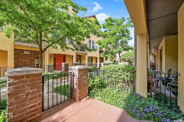 Property Photo: 164 W Barry Links Way UT 84115