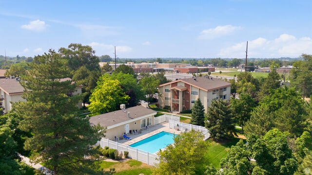 Property Photo: 1809 W 7600 S E104 UT 84084