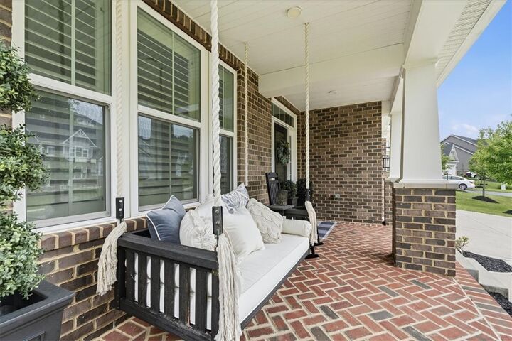 Property Photo:  319 Crest Ln  PA 16046 