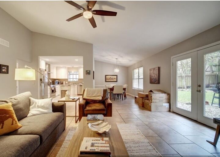 Property Photo: 9518 Topridge Drive 17 TX 78750