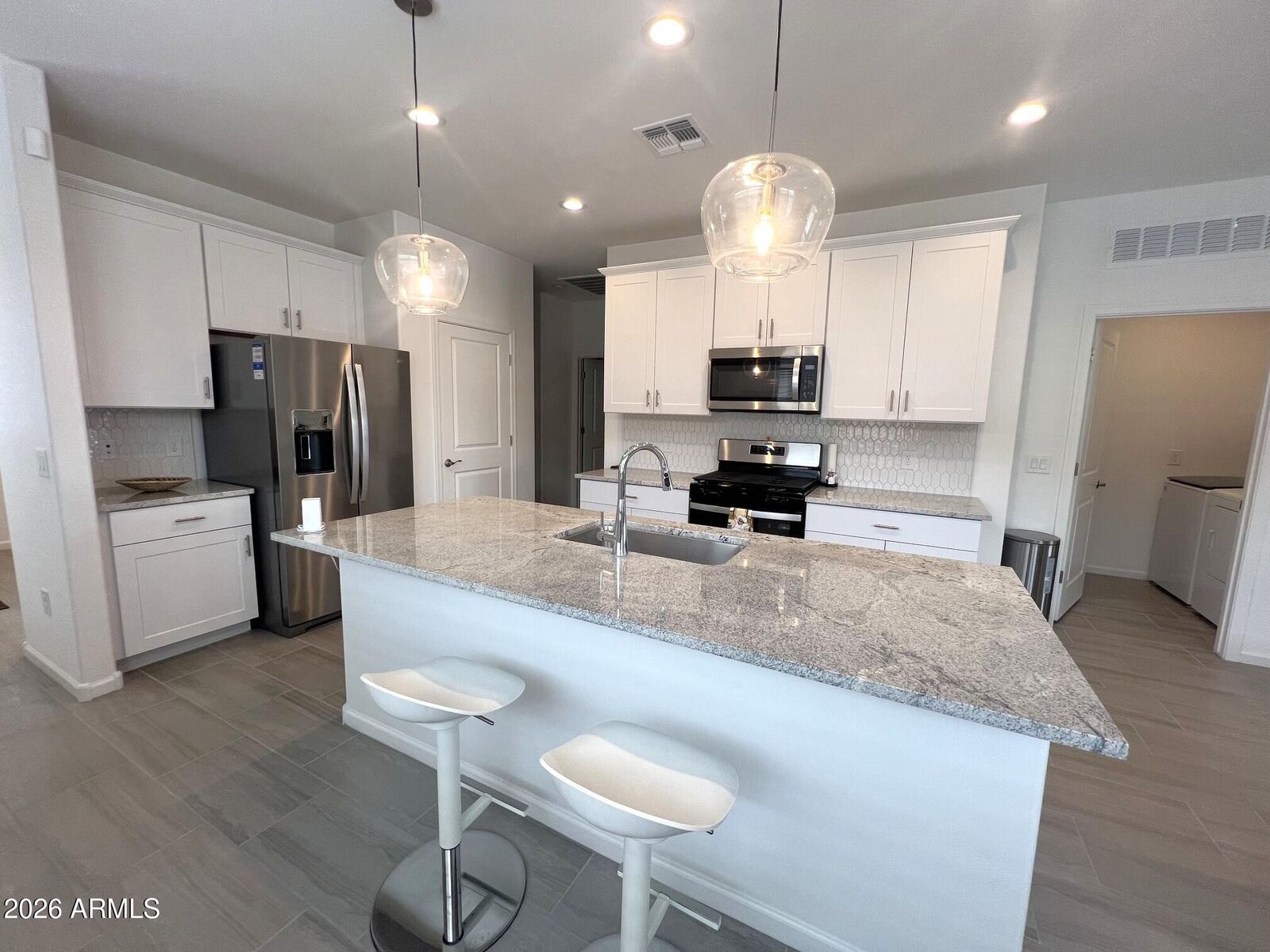 Property Photo:  353 N Spring Flower Drive  AZ 85748 