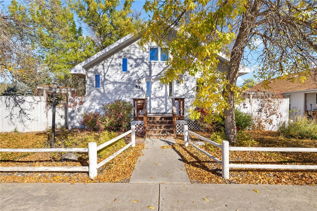 Property Photo:  813 E 4th Street  MT 59044 