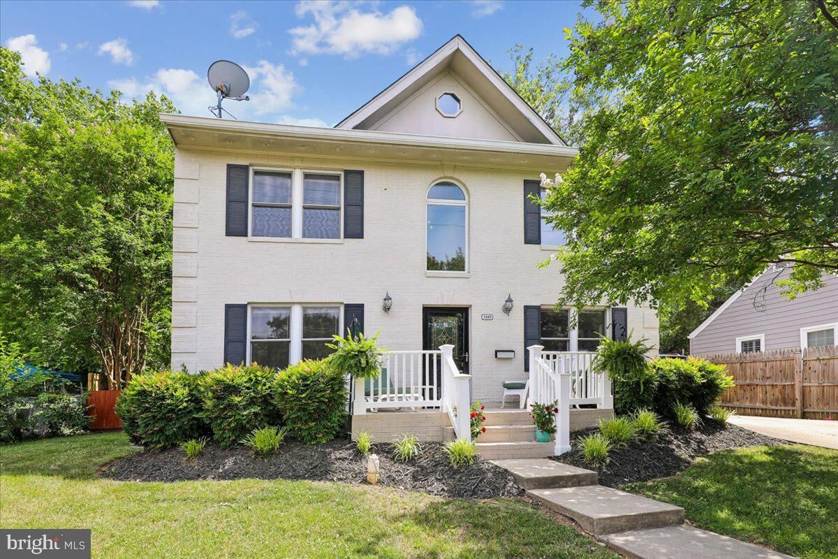 Property Photo:  3105 Elmwood Drive  VA 22303 