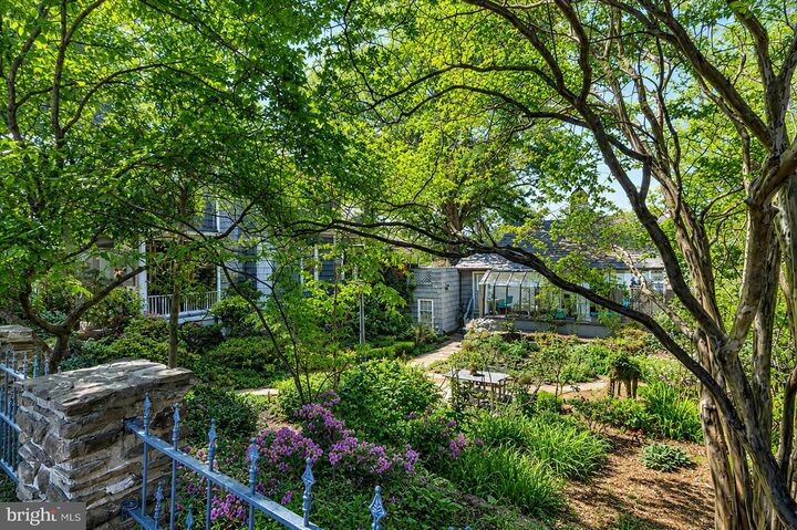 Property Photo:  5420 Macarthur Boulevard NW  DC 20016 