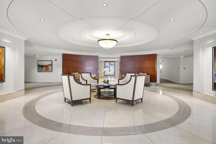 Property Photo:  5 Park Place 415  MD 21401 