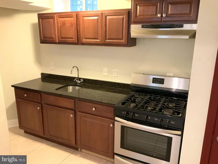 Property Photo:  804 Hollins Street Basement Studio  MD 21201 