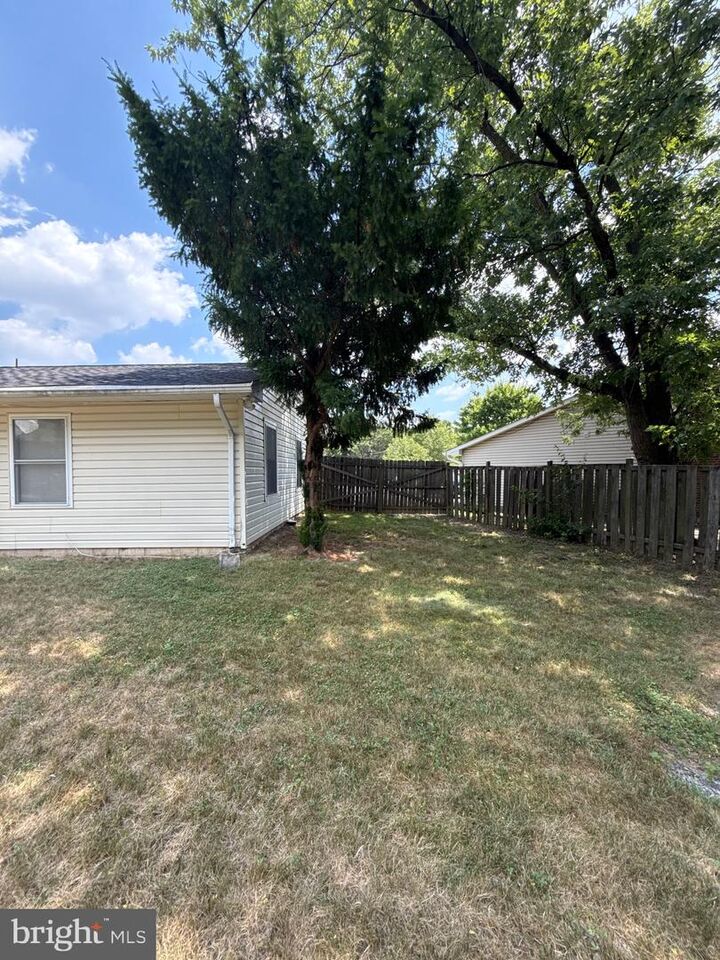 Property Photo: 7822 Citadel Court MD 21144