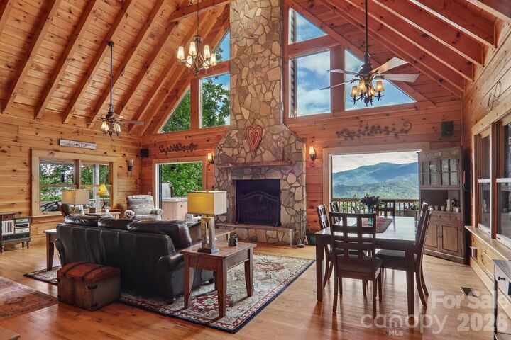 Property Photo:  1250 Cobblestone Drive  NC 28786 