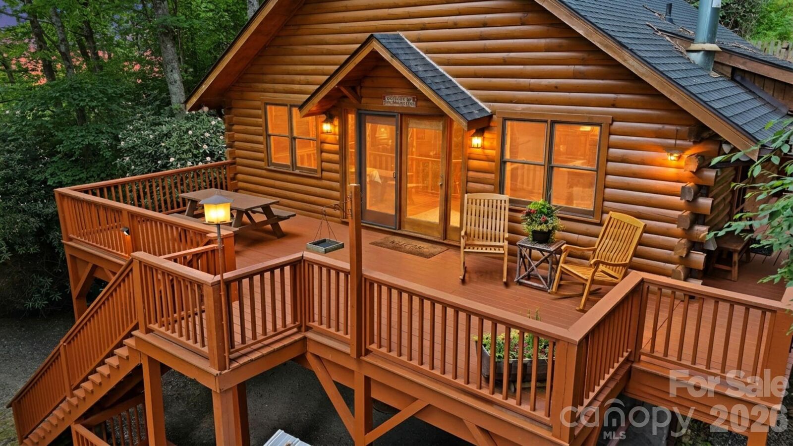 Property Photo:  176 Ravens View  NC 28607 