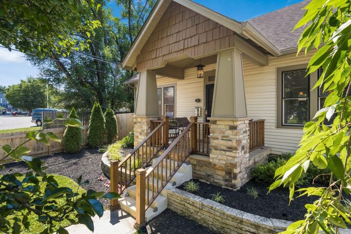 Property Photo:  23 W Orchard Lane  OH 43214 