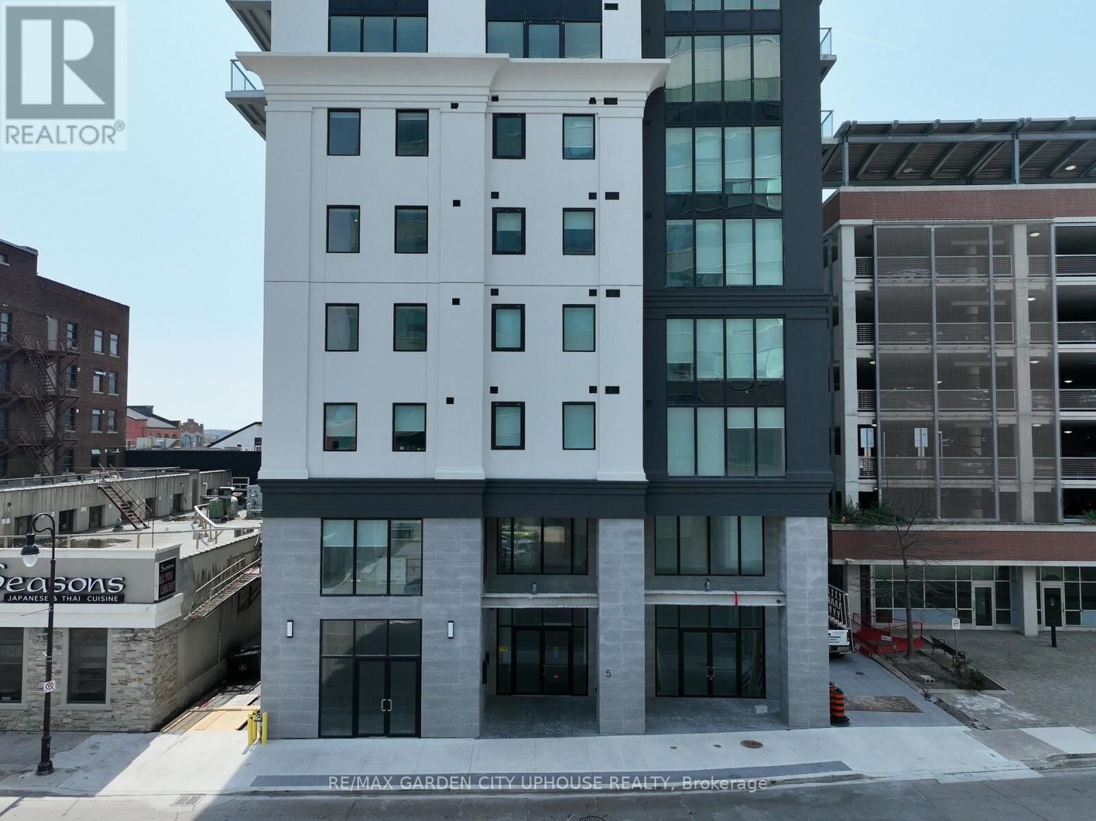 Property Photo:  57 Carlisle Street 801  ON L2R 7N6 