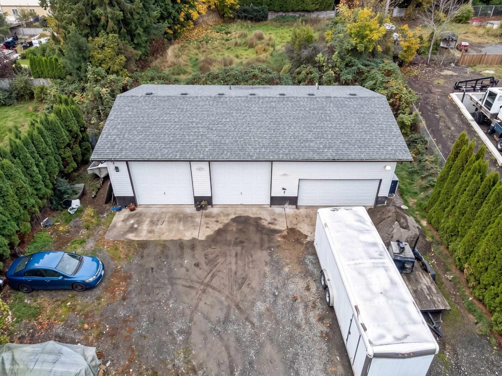 Property Photo:  2561 Ross Road  BC V4X 1J3 