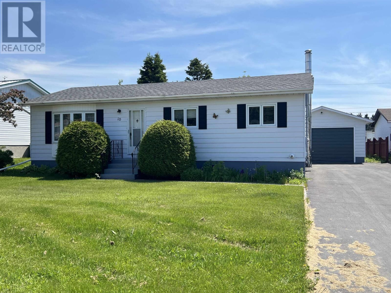 Property Photo: 10 Lloyd Irwin St ON P0T 2E0