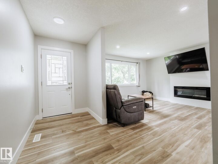 Property Photo: 15011 59 Street NW AB T5A 1Y6