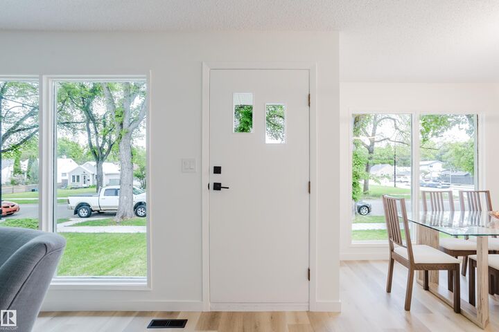 Property Photo: 11208 69 Street NW AB T5B 1R5
