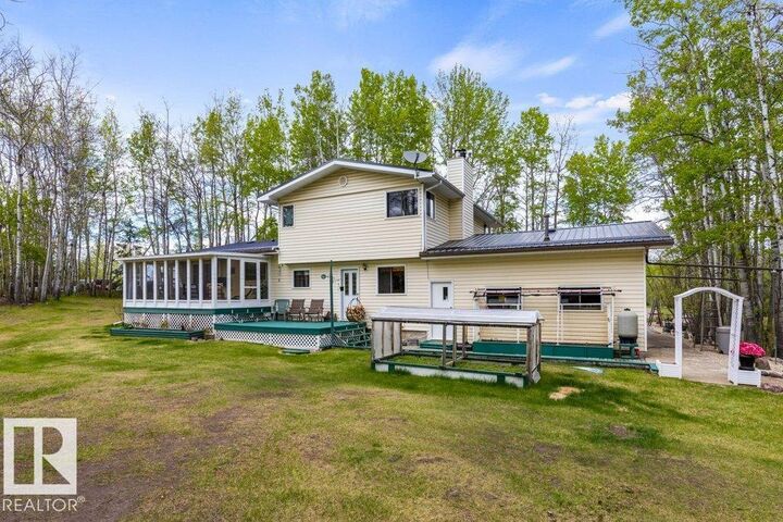 Property Photo:  27507 Twp Road 544 138  AB T8R 2B5 