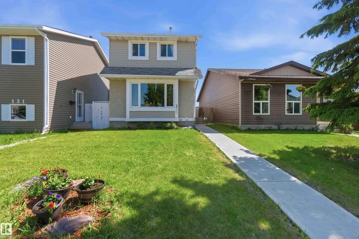 Property Photo:  135 Birch Drive  AB T0A 1N0 