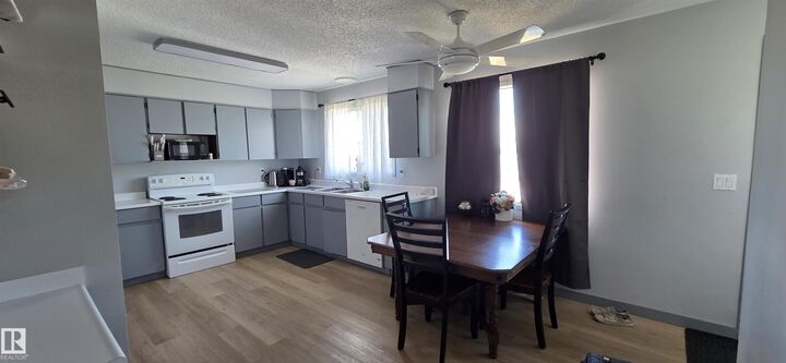 Property Photo:  5308 Willow Drive  AB T0A 0M0 