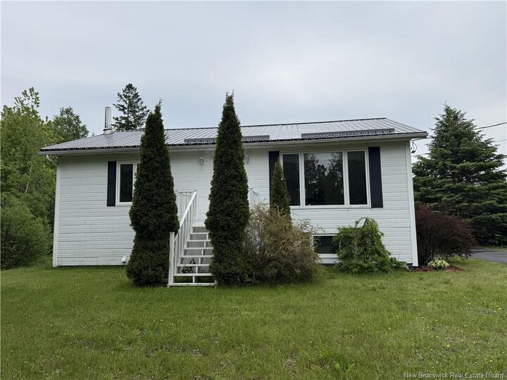 Property Photo:  431 Boulevard Des Acadiens  NB E1W 1G1 