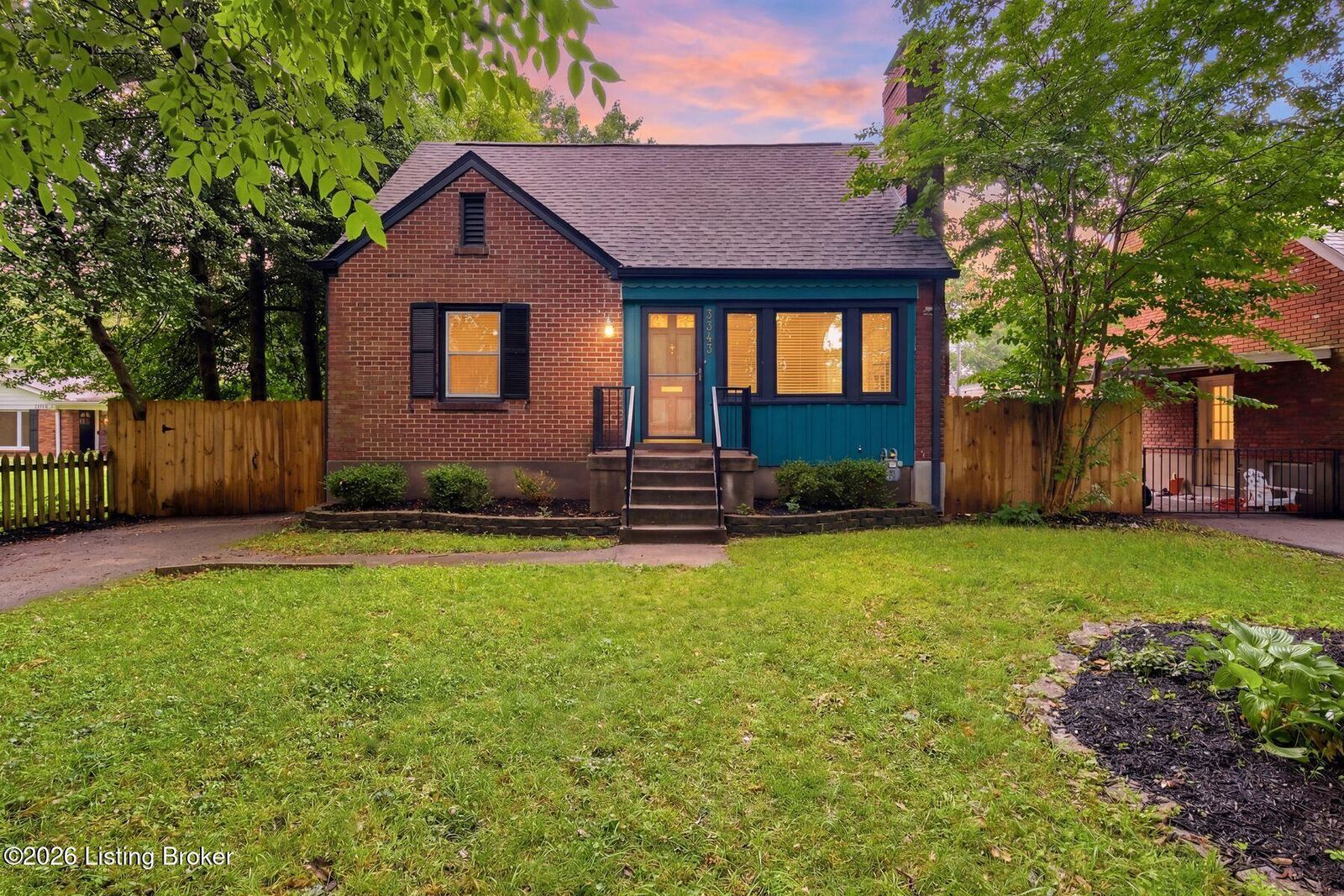 Property Photo:  3343 Dayton Ave  KY 40207 