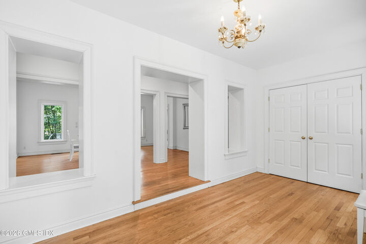 Property Photo:  3 Carriage Road  CT 06807 