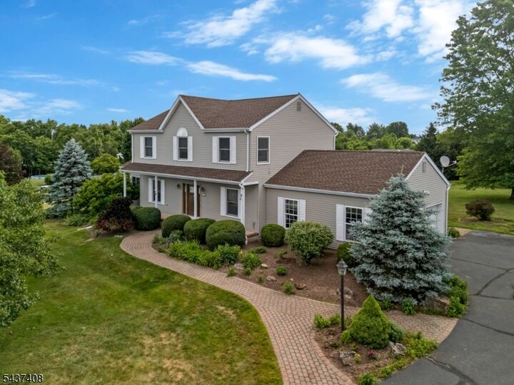 Property Photo:  1 Pegasus Ct  NJ 08551 