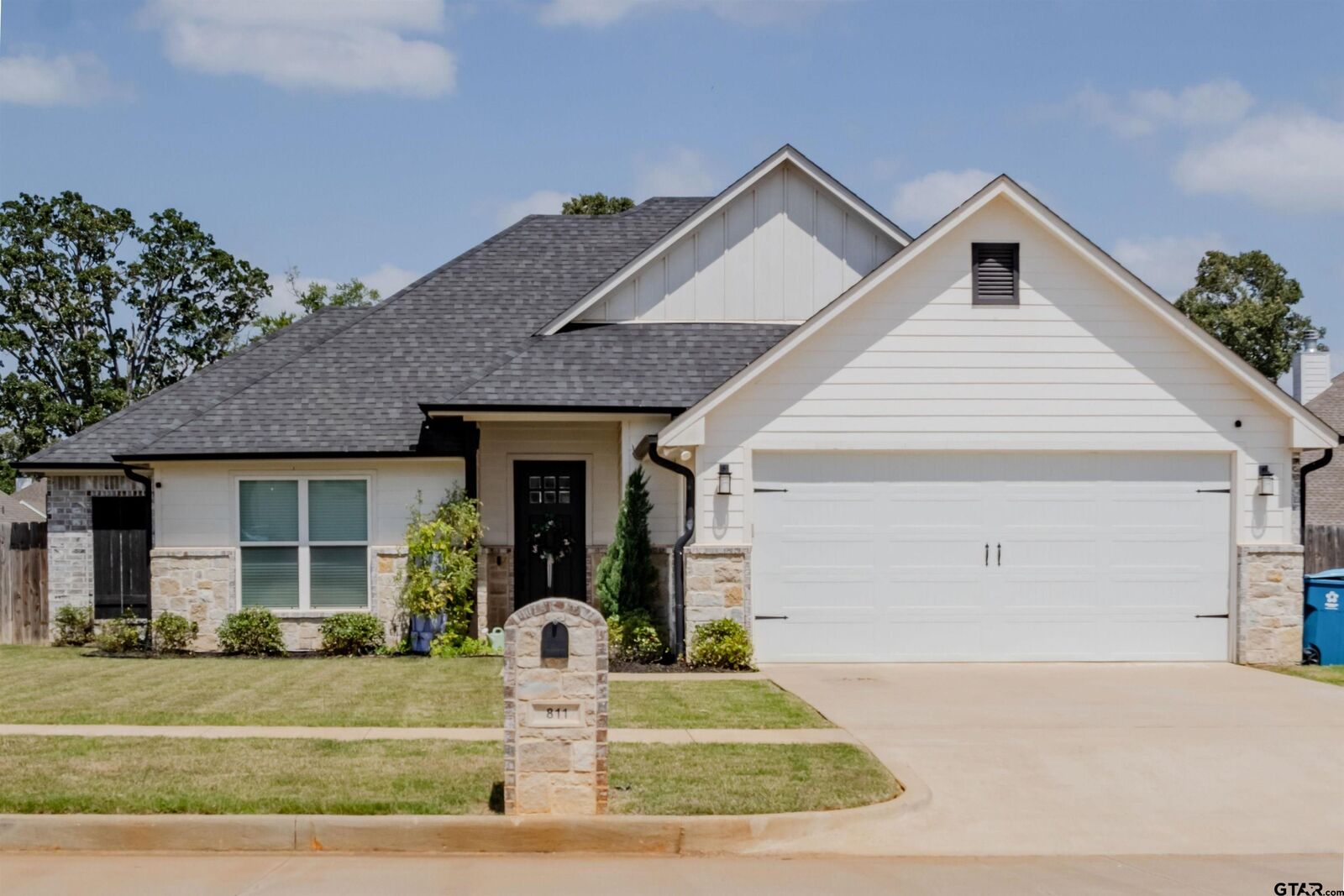 Property Photo:  811 Charlie  TX 75791 