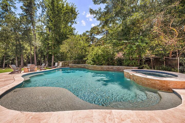 Property Photo:  78 S Shawnee Ridge Circle  TX 77382 