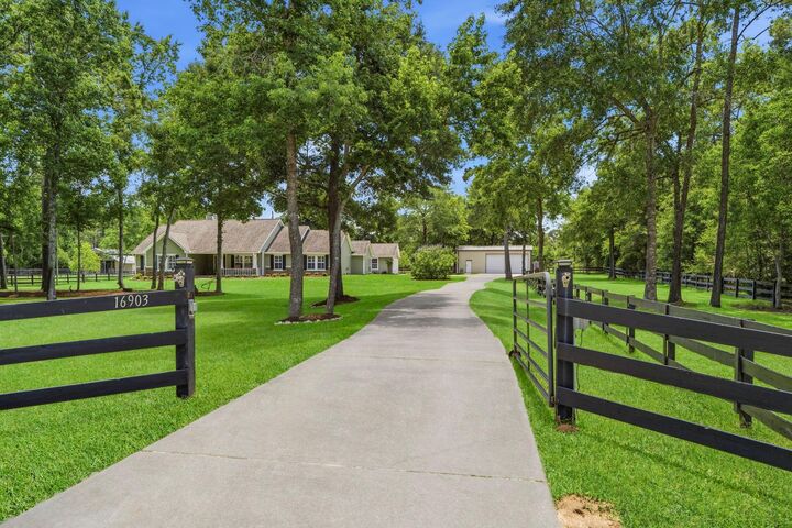 Property Photo:  16903 Mustang Trail Drive  TX 77355 