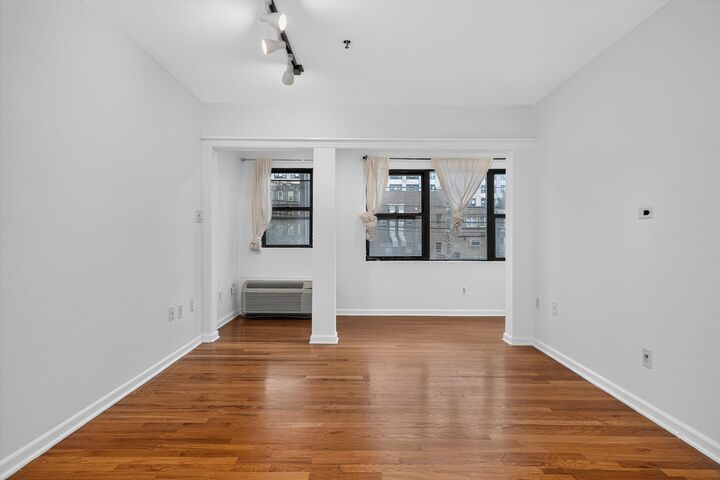 Property Photo:  312 Madison St 2A  NJ 07030 