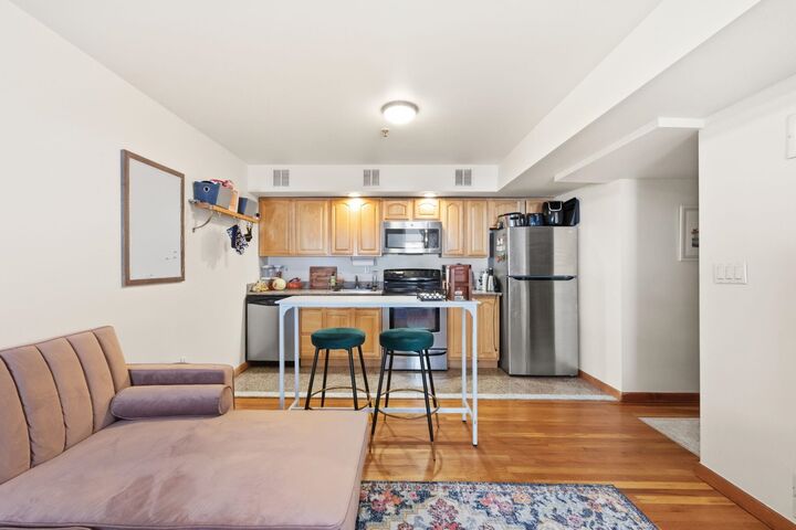 Property Photo:  180 Washington St 2  NJ 07302 