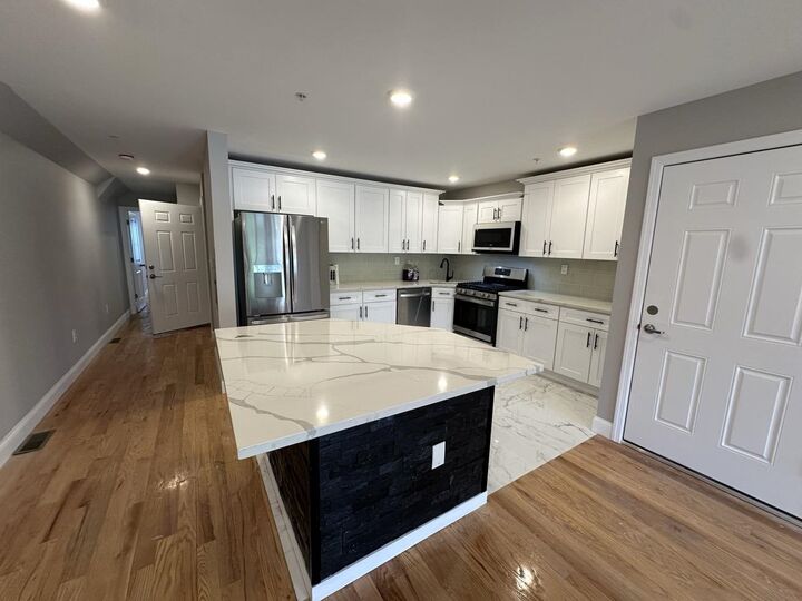 Property Photo:  4103 Palisade Ave 1  NJ 07087 