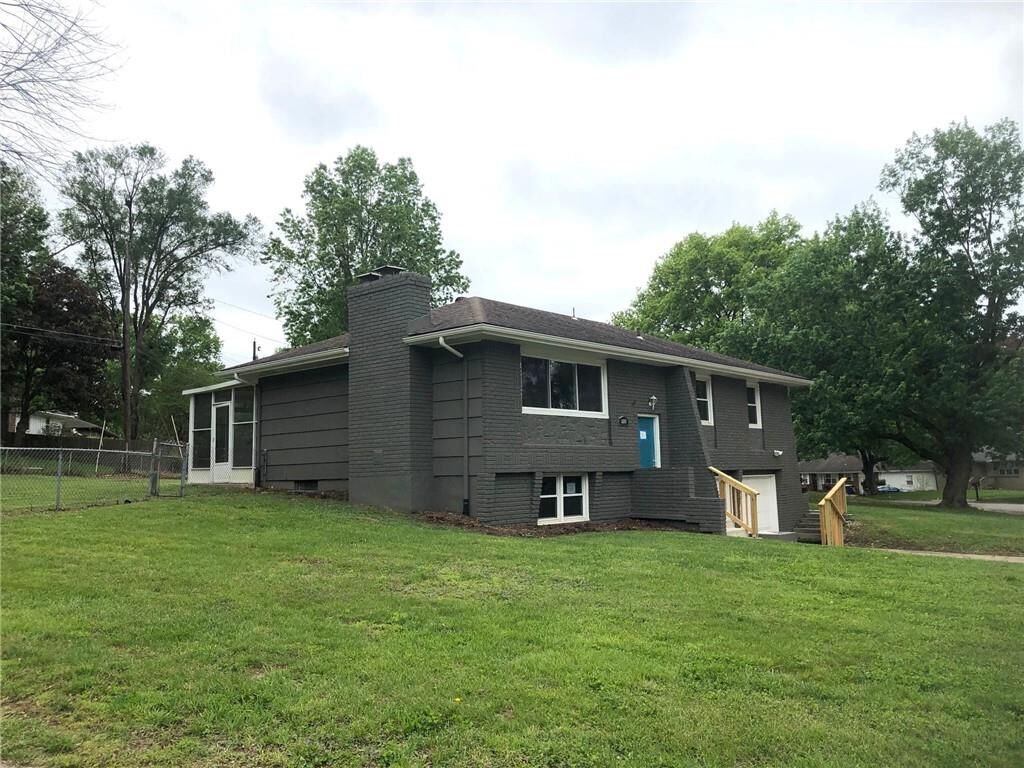 Property Photo:  908 SW 14th St Terrace  MO 64015 