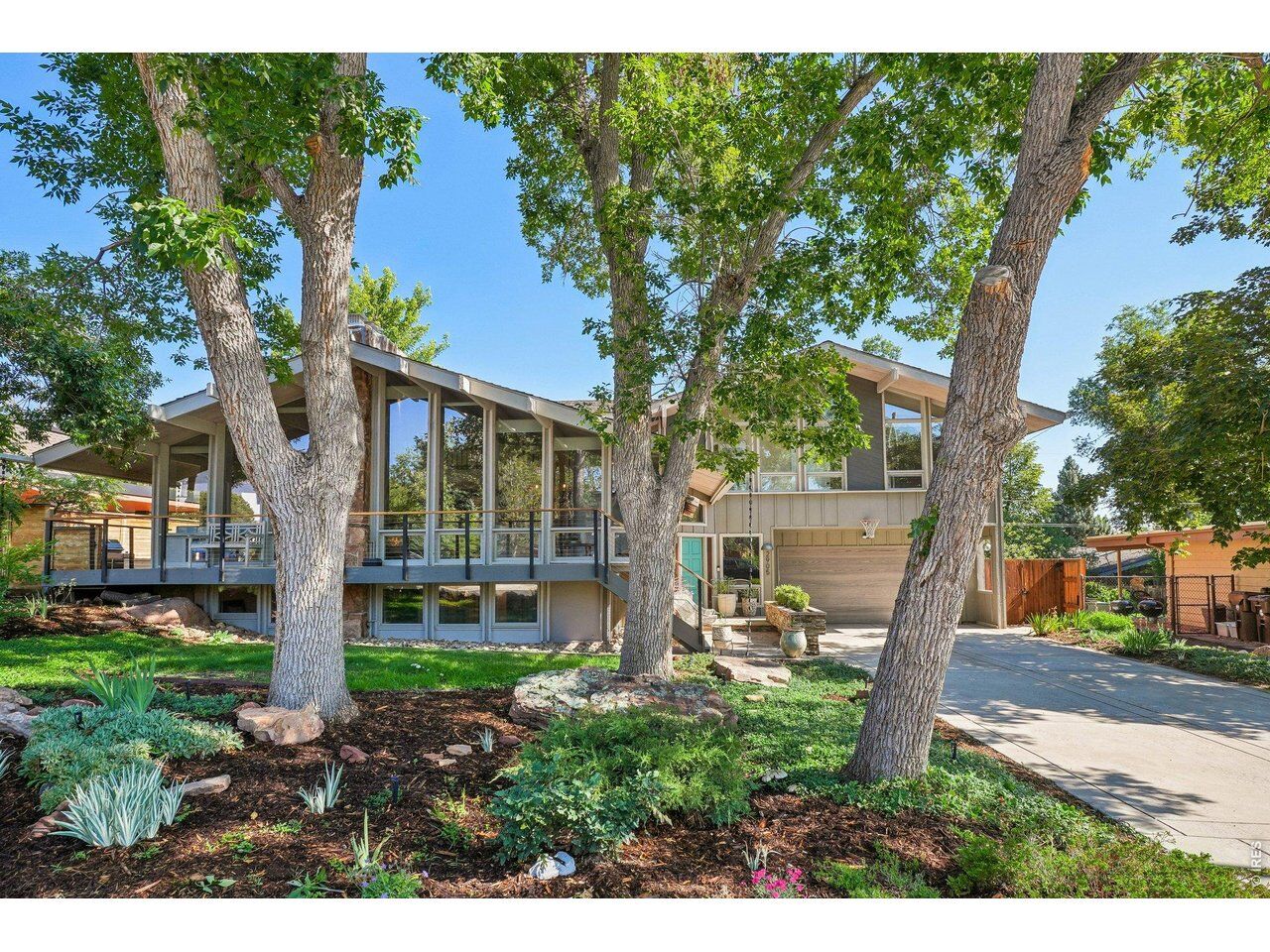Property Photo: 2905 Vassar Dr CO 80305