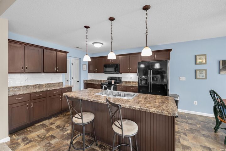 Property Photo:  605 Independence Street  IN 46721 
