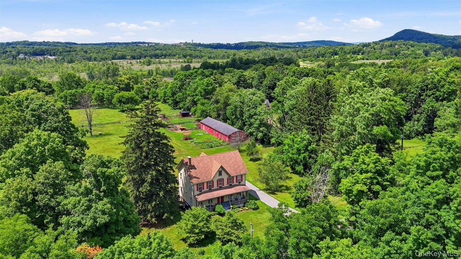 Property Photo:  315 Bellvale Lakes Road  NY 10990 