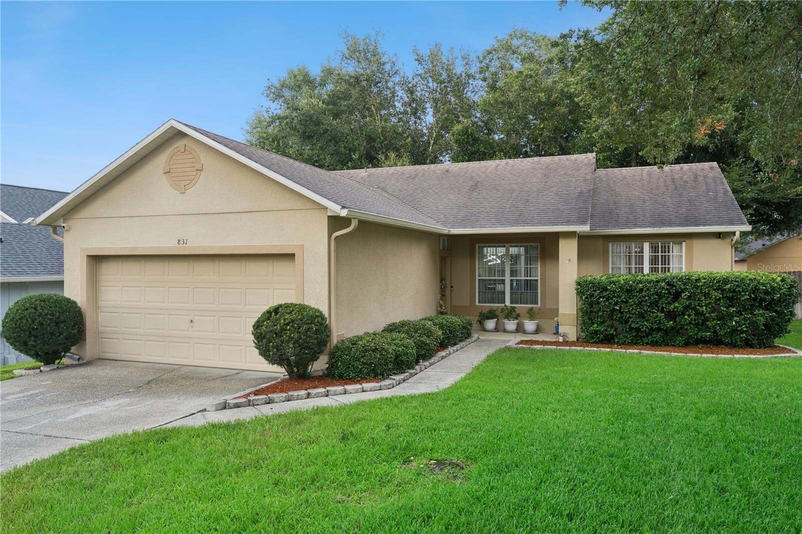 Property Photo:  831 Leanore Lane  FL 32712 