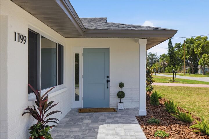 Property Photo: 1199 Keene Road FL 34698