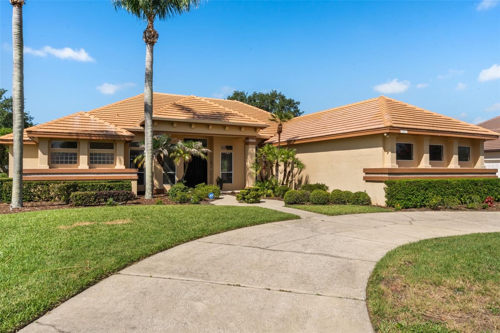 Property Photo:  11217 Willow Gardens Drive  FL 34786 