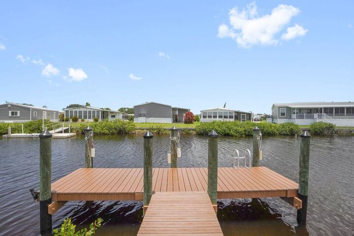 Property Photo:  654 Blackburn Boulevard  FL 34287 