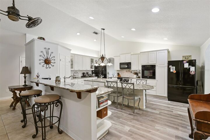 Property Photo:  1209 Deer Run Drive  FL 32708 