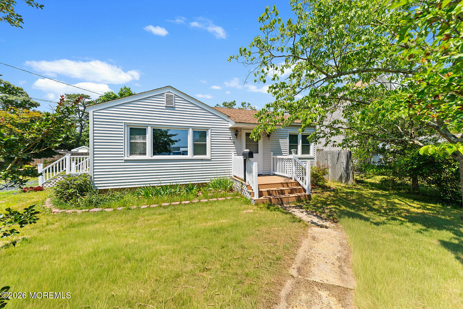 Property Photo:  418 Greenwood Lane  NJ 08723 