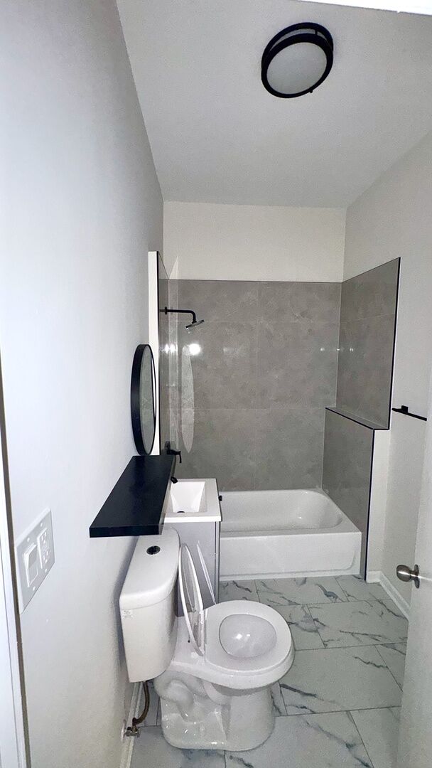 Property Photo: 5344 S Carpenter Street IL 60609