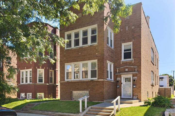 Property Photo:  8139 S Sangamon Street 2  IL 60620 