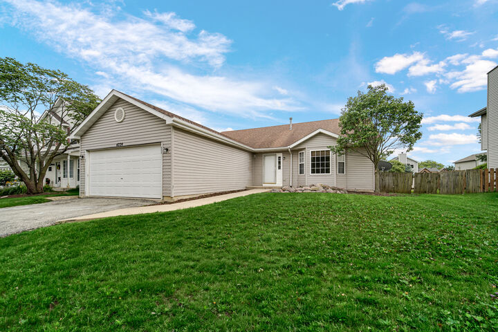 Property Photo: 4224 Ashcott Lane IL 60586