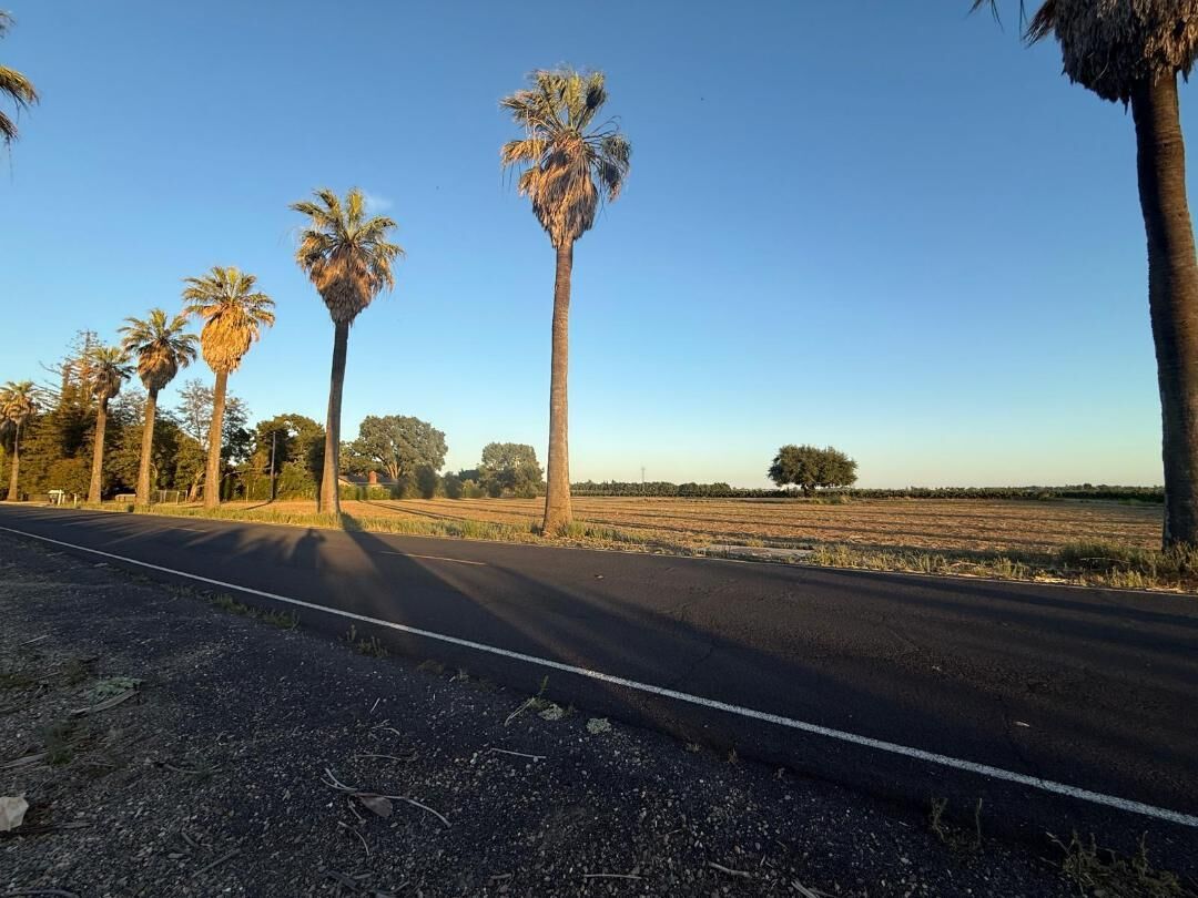 Property Photo: 4000 E Acampo Road CA 95220