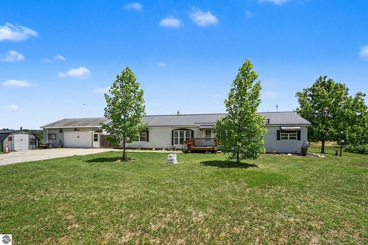 Property Photo:  9145 Lydell Road  MI 48622 